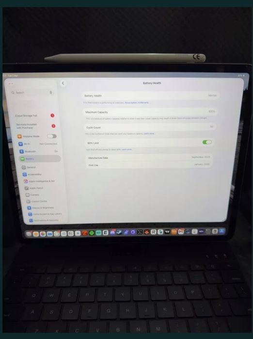 Перфектен * Apple - iPad Air M3, 13'', 2025, 8GB/128GB, Space Grey *