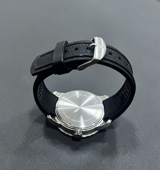 Продам наручные часы