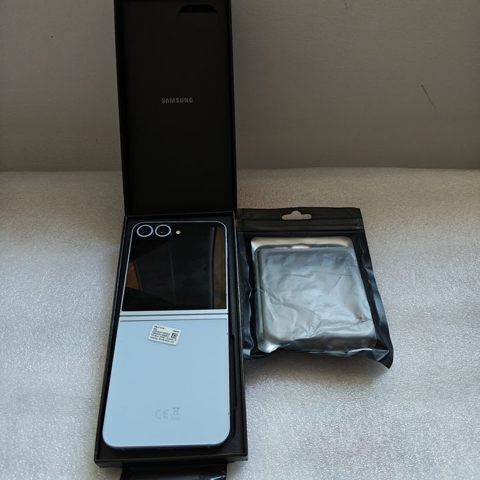 Samsung Z Flip6 Garantie
Blue, 25