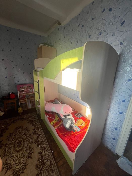Продам 2х ярусную кровать