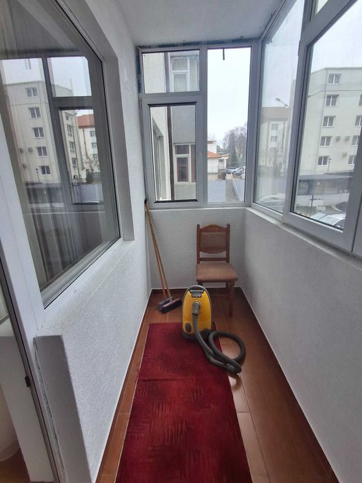 Inchiriez 2 camere bloc nou George Enescu