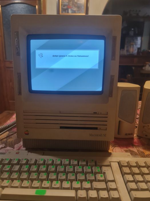 Продавам Apple Macintosh SE FDHD (M5011) – 1989 г.