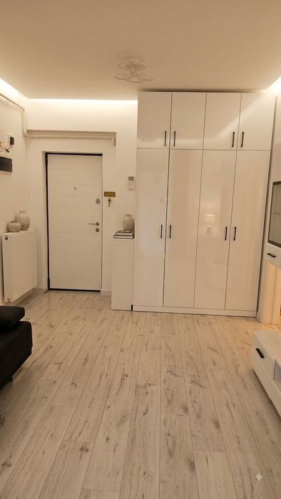 Studio de vânzare cu dormitor separat | Central Address Residence | Proprietar