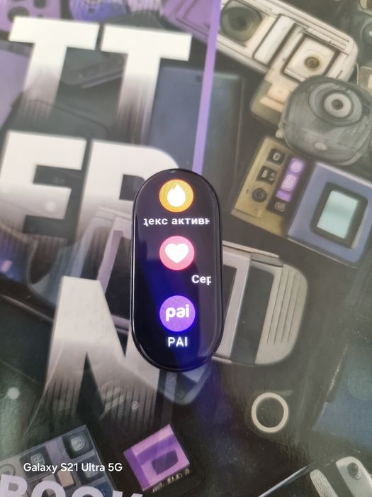 Продается смарт часы xiaomi mi band 7