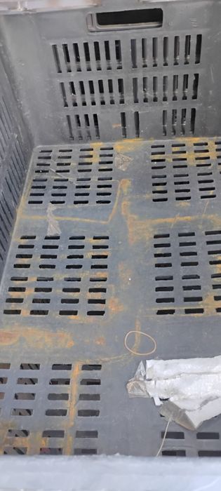 Lazi plastic utilizate
