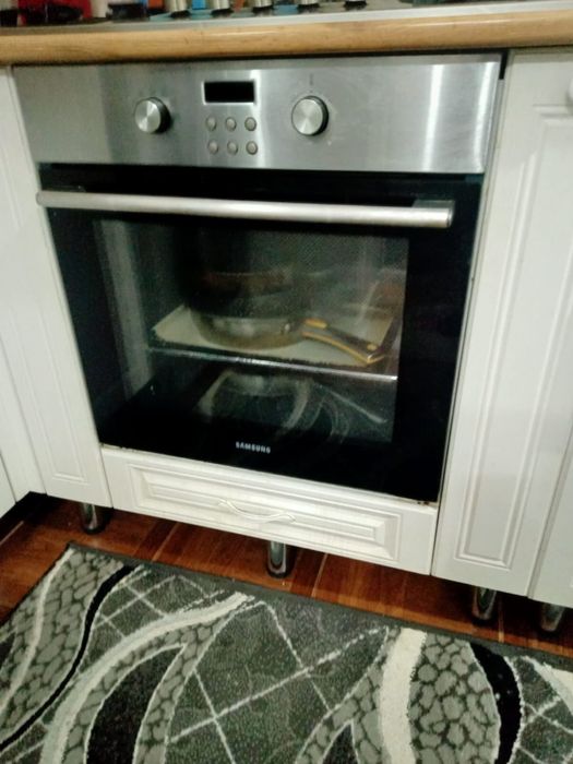 встраиваемый духовой шкаф