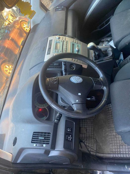 Toyota Corolla Verso на части , тойота корола версо на части