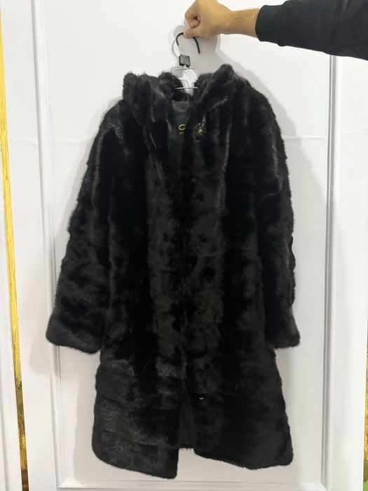 Продам шубу норковую