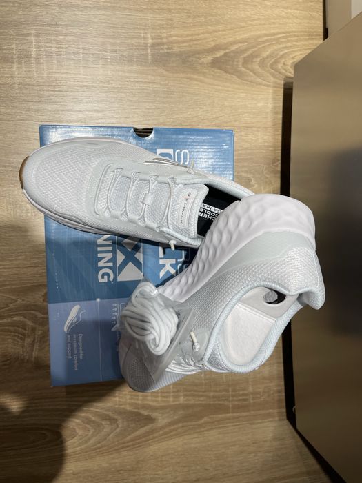 Кроссовки Skechers