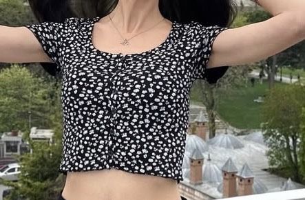 Дамски блузи с къс и дълъг ръкав, различни модели, много стилни - S