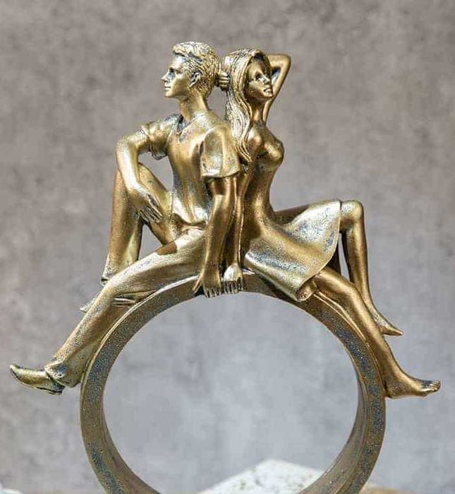 Статуетка Обич Фигура Любов