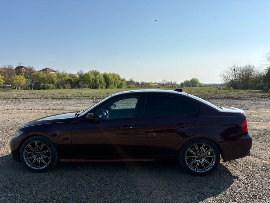 BMW E90 2007 2.0D