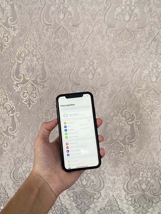 Продам срочно iPhone XR 64GB