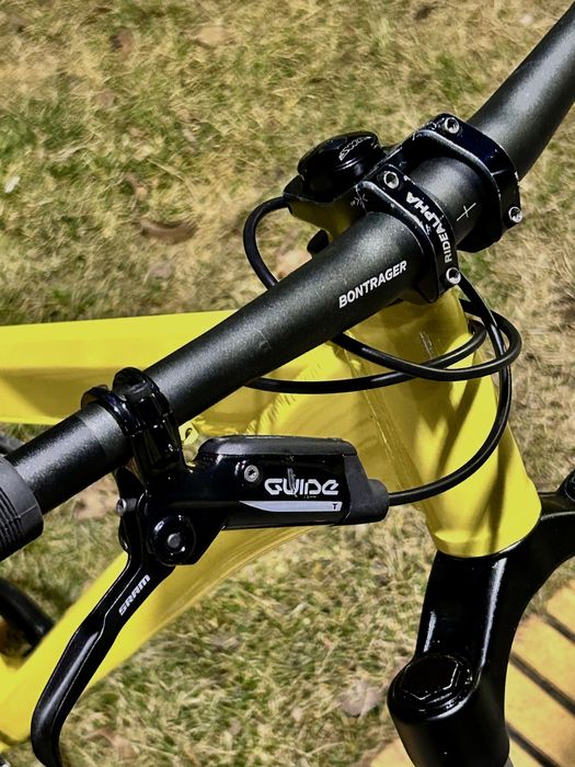 Vând UMF HARDY 4 nou nouț!!