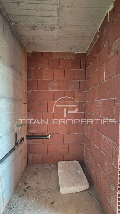 Продава се Едностаен апартамент в Пловдив, Кючук Париж - 63 кв.м за 718 €/кв.м - Снимка #3