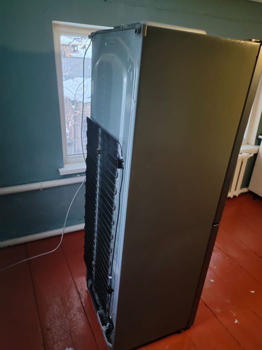 холодильник в отличном состояние