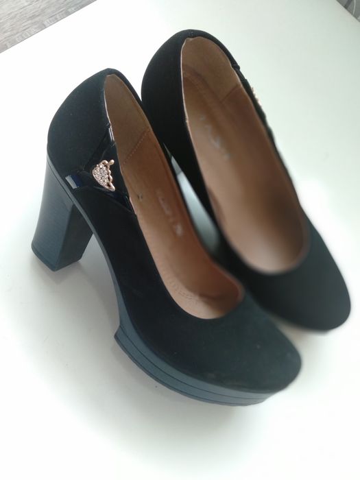 Продам туфли в хорошем состоянии