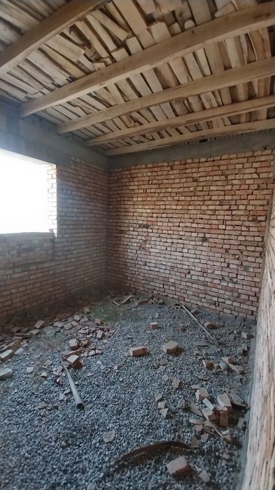 Фаргона Ок арикда Чек сотилади