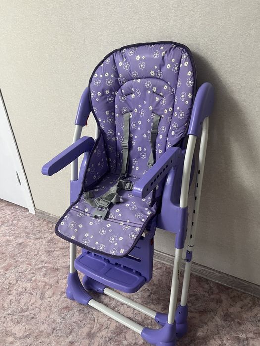 Продам столик для кормления