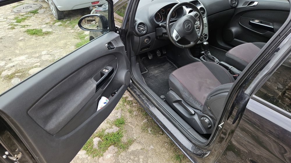 Opel corsa 1.3 cdti
