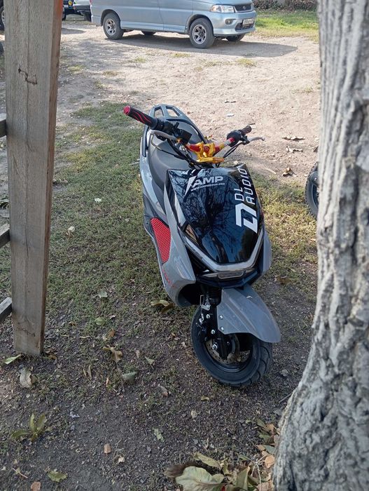 Мопед m12 bennali 200