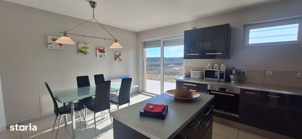 Casa individuală cu teren generos