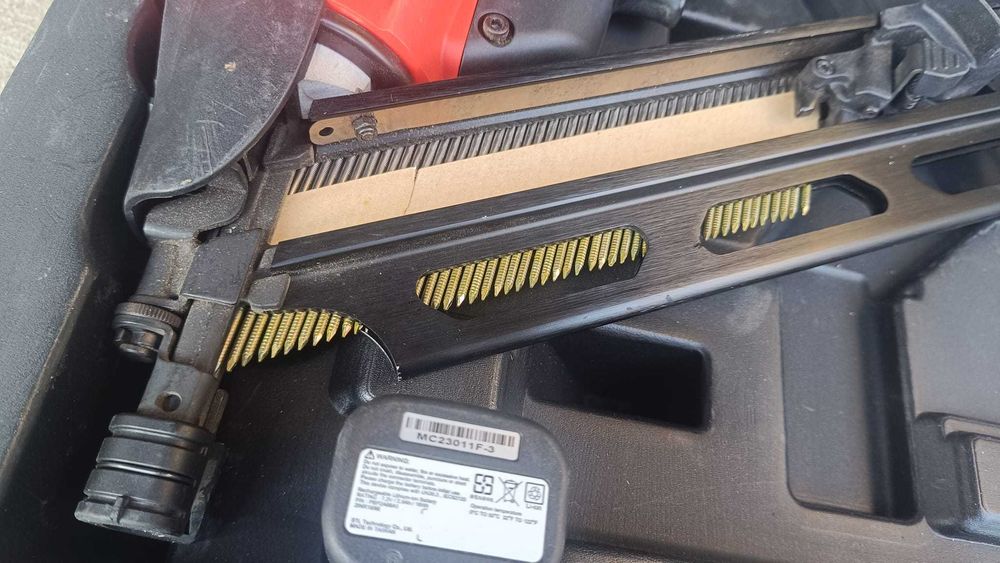 Pistol de batut cuie Alsafix