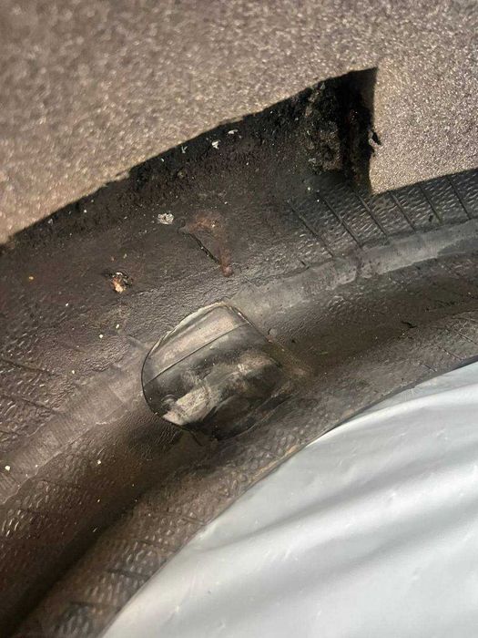 Продам летнюю  резину Pirelli P Zero  5 шт