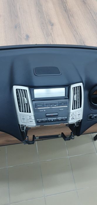 Панель Toyota Harrier