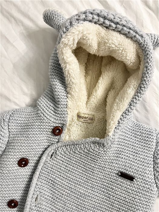 Детский вязаный комбинезон