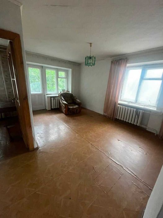 Продам 1-ком квартиру в районе КСК