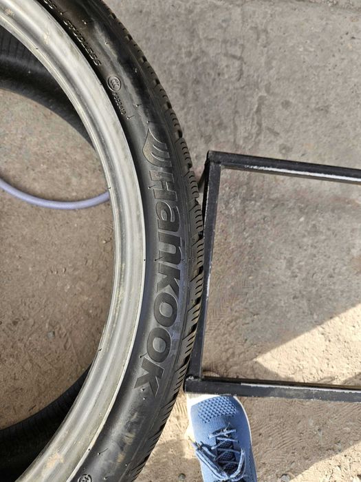 Anvelopa Iarna 295/35 R23 HANKOOK Winter Icept evo 2 SUV 108W