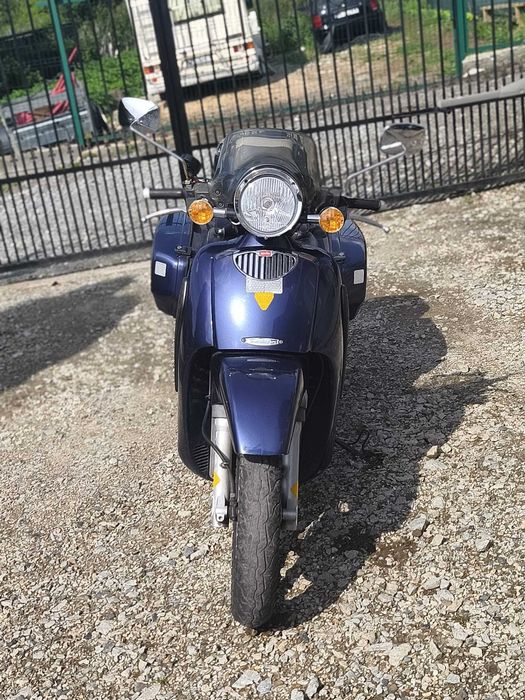 Scuter Aprilia Scarabeo 125 cmc