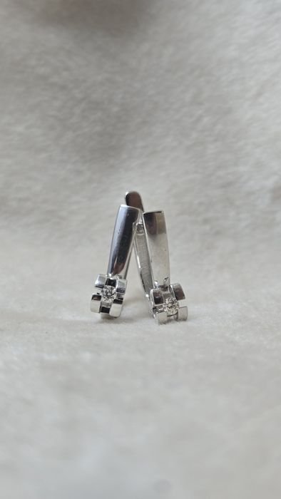 Серьги из белого золото