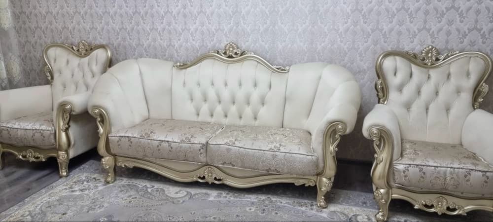 мебель для гостиной хорошее состояние, как новый.