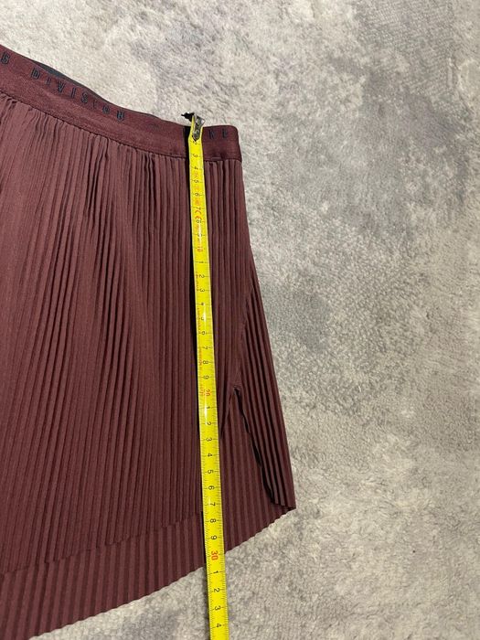 Pantaloni scurți Nike Run Division L