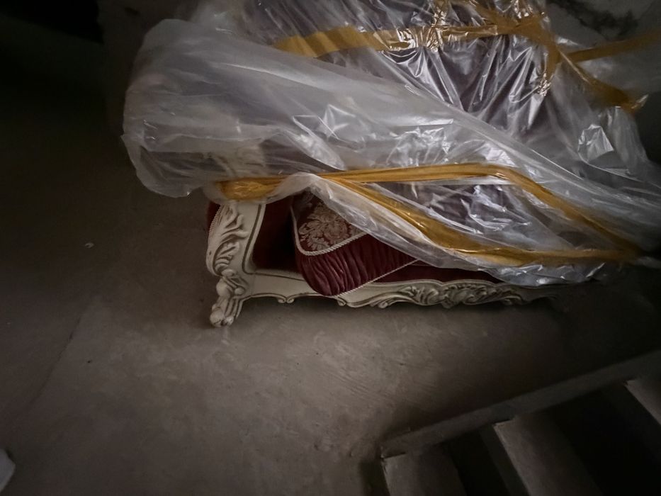Продам диван для гостей