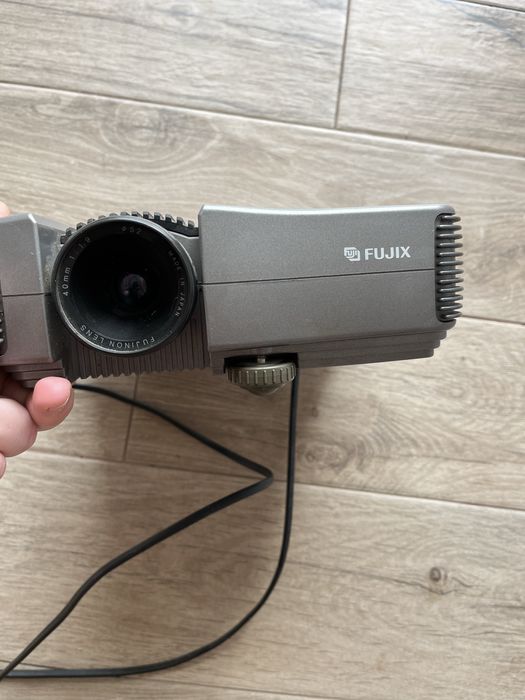 Proiector video compact FujiX P701 PAL.