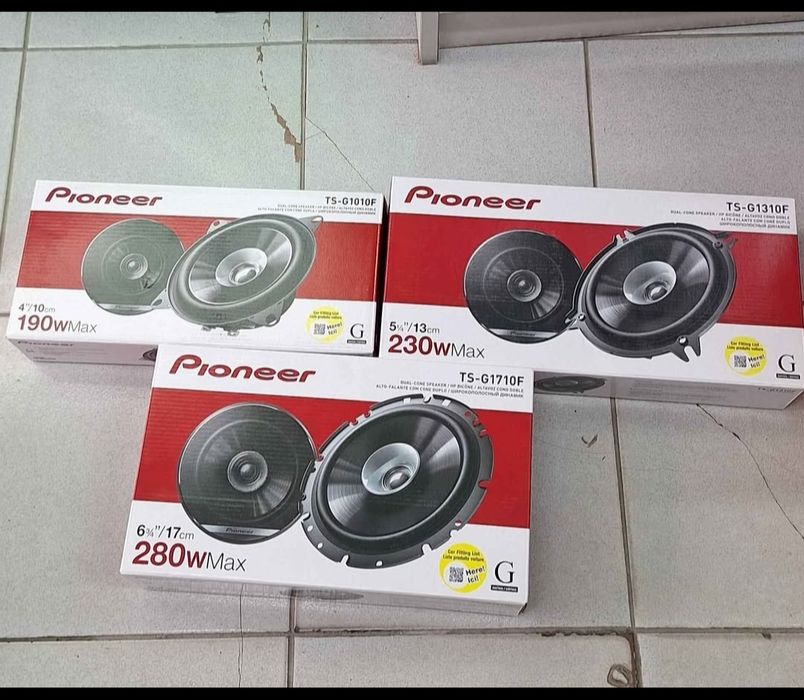 Pioneer 
190w 10см- 45€
230w 13см- 50€
280w 17см- 55€