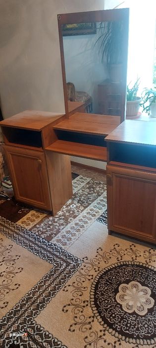 Продам тремо зеркало в отличном состоянии.