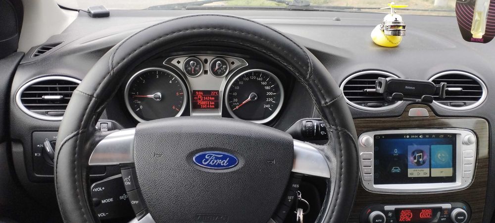 Ford Focus 2 Ghia 1.8