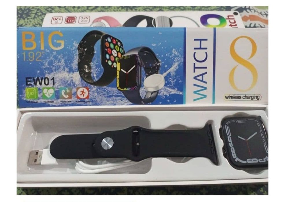 Смарт часы продается новый