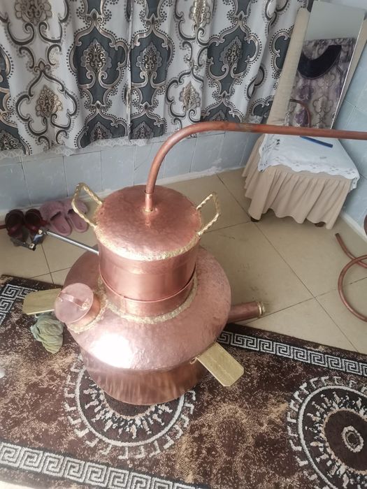 Vând cazan de țuică din cupru alimentar