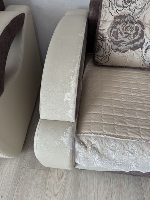 Диван для зала