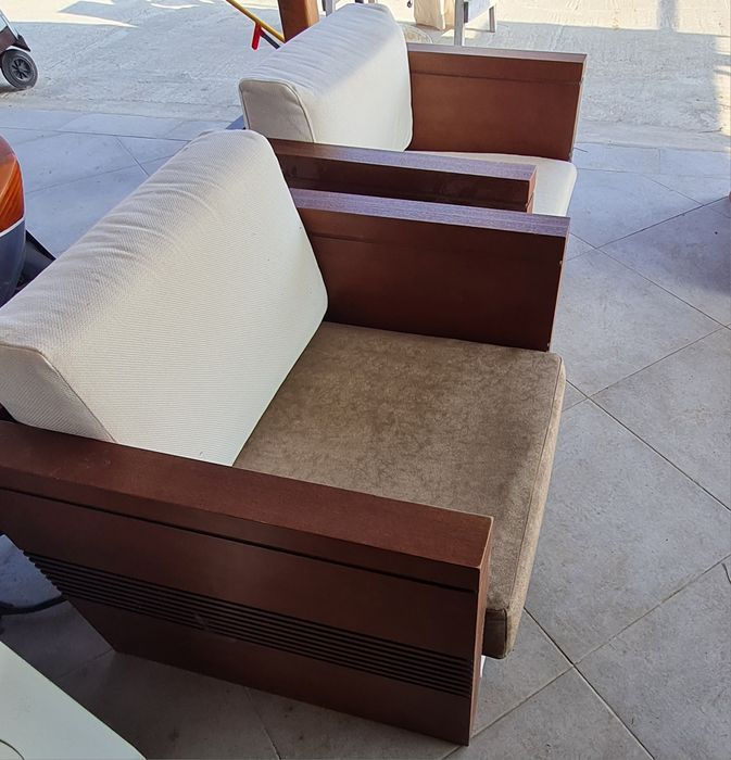 Продавам изгодно мека мебел