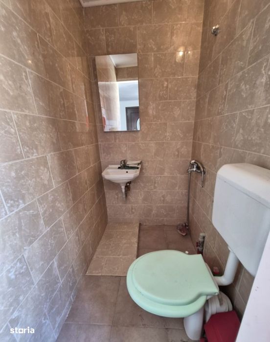 Casa 3 camere + , singur in curte