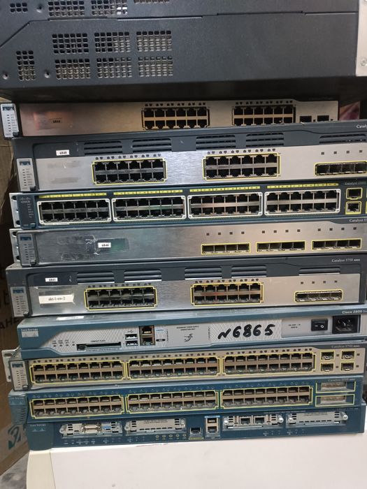 Продам коммутаторы Cisco. Возможно торг.