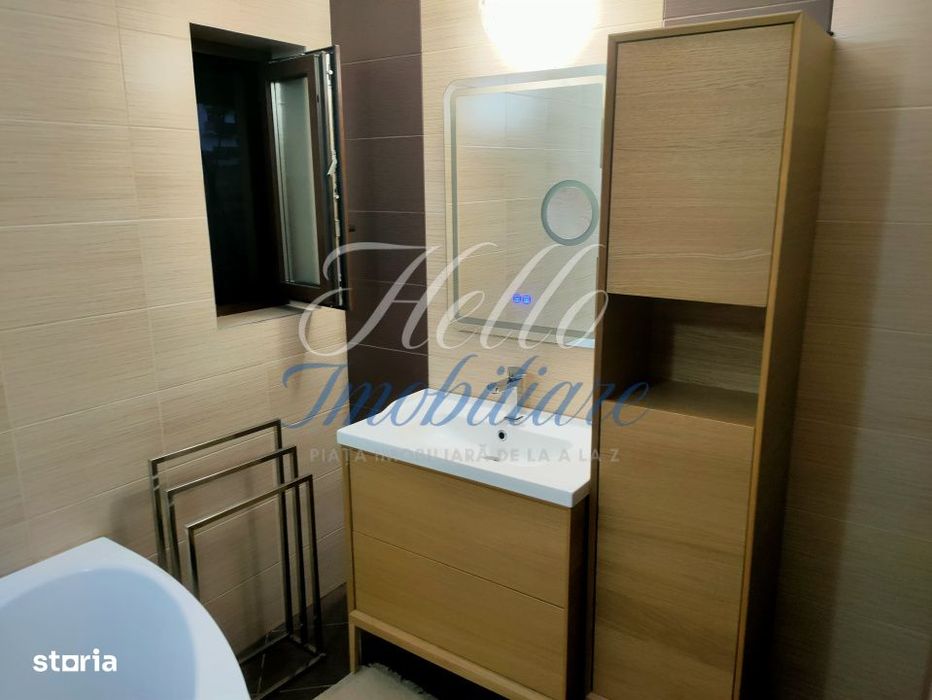 Vand apartament 3 camere  60mp+balcon 10 mp+terasa 20mp zona Stejarulu