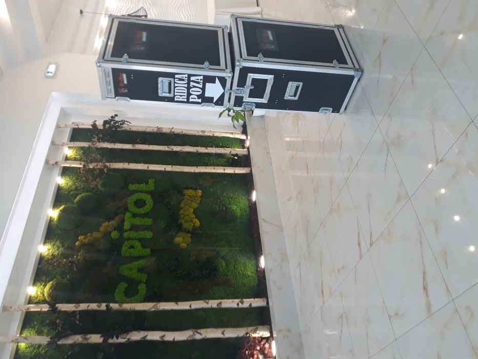 Cabină foto de închiriat