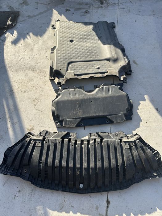 Scut motor / cutie / bara Mercedes E / C class w204 w205 w212